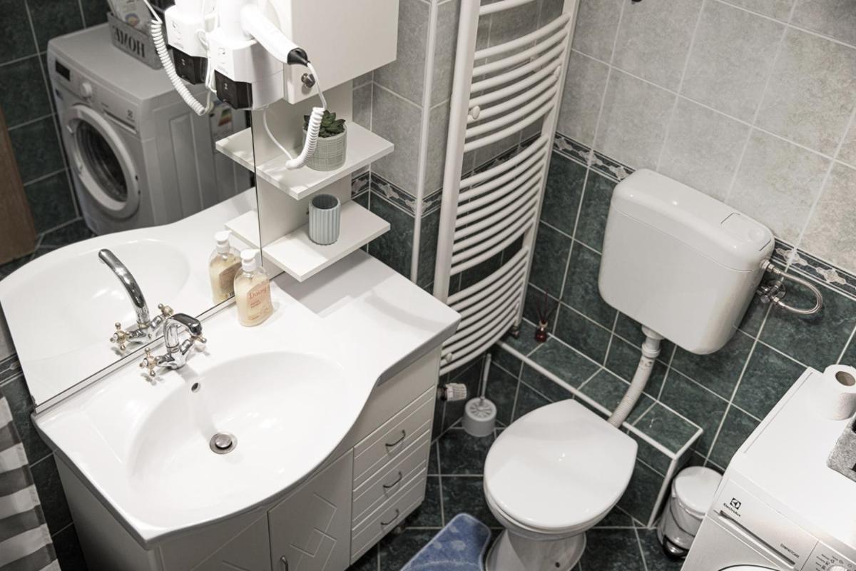 Apartman Tara Varaždin エクステリア 写真